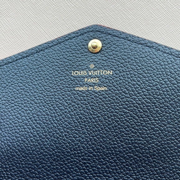 Louis Vuitton Monogram Empreinte Leather Sarah wallet in navy and red - Picture 3 of 8